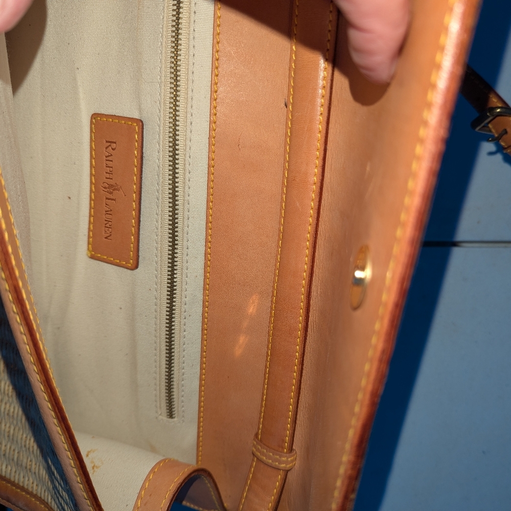 Ralph Lauren Woven Straw Crossbody with Brown Leather Trim - Picture 4 of 5